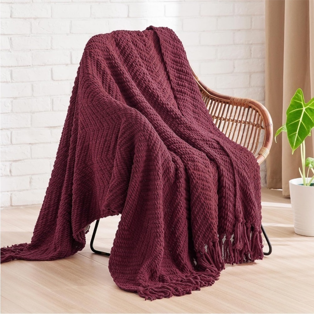 West Elm Sunflower Yellow Tassel Fringe Luxury Minimalist Soft Throw Blanket - Picture 10 of 15